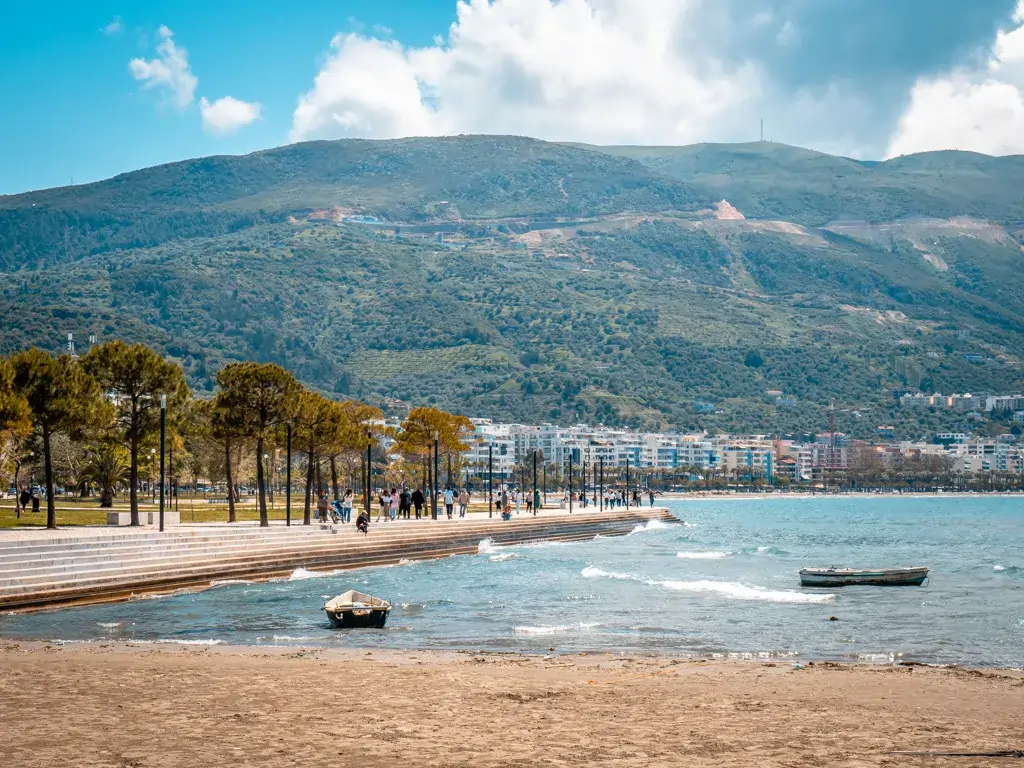 Lungomare Strand und Promenade